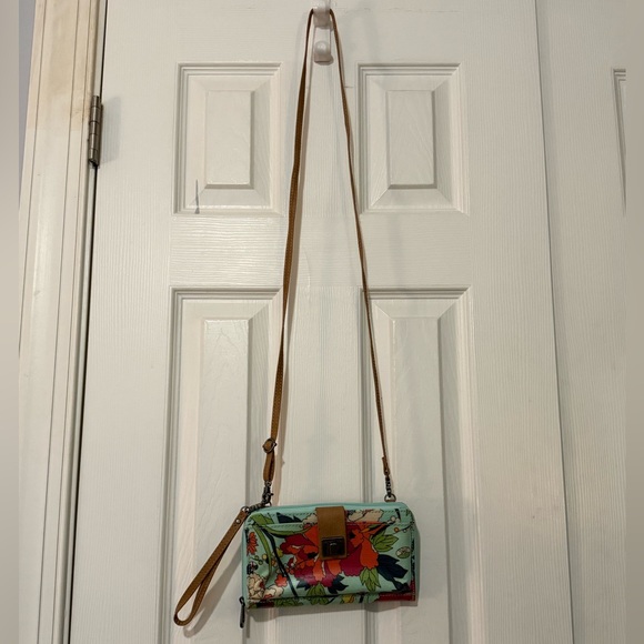 Sakroots Artist Circle Large Smartphone Crossbody Wallet in a floral pattern - Picture 1 of 13